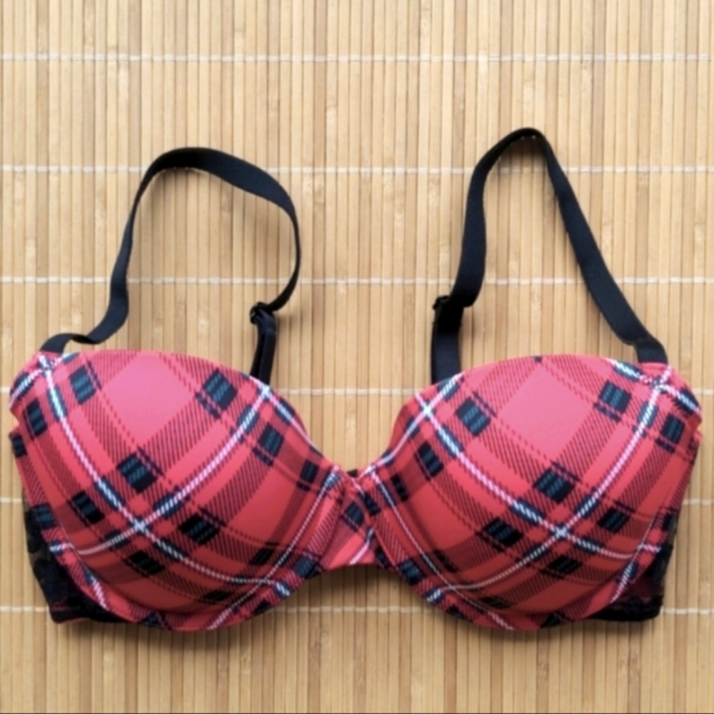 34D La Senza bra